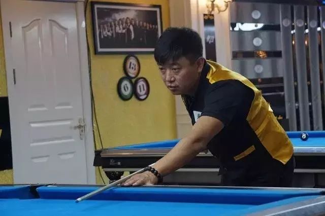 仁慕尼黑锁