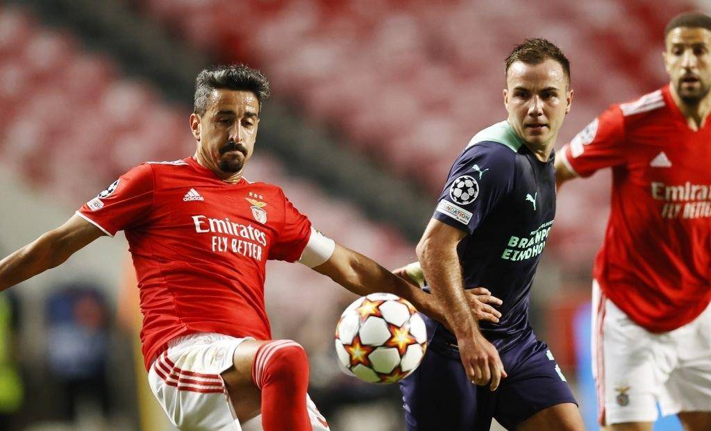 拉杜在门线 拉杜在门线