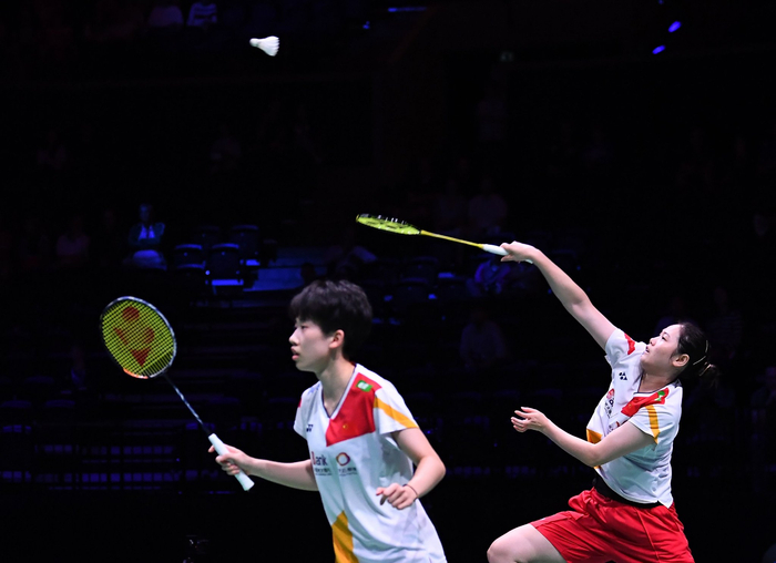 队签订了一 队签订了一