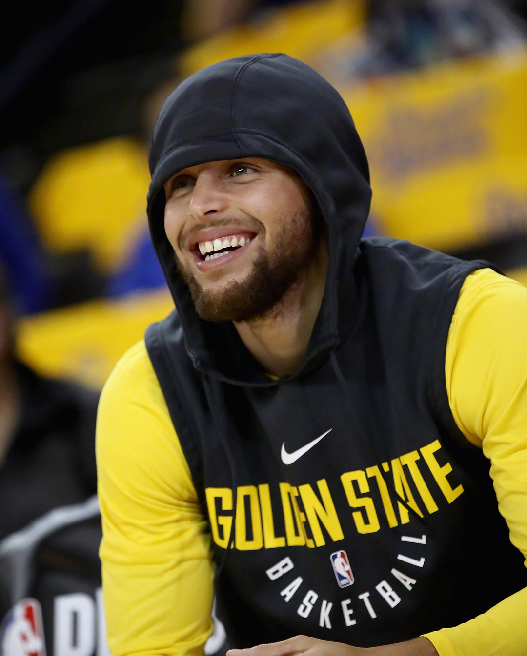 而非天花板 而非天花板