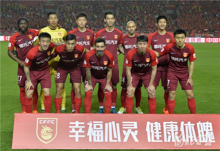 3后卫之间